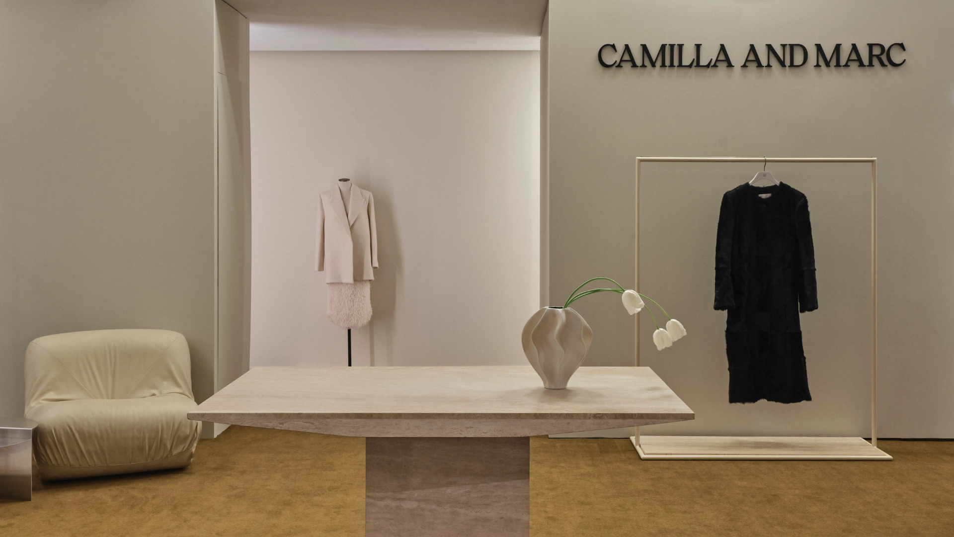 CAMILLA AND MARC Boutique 